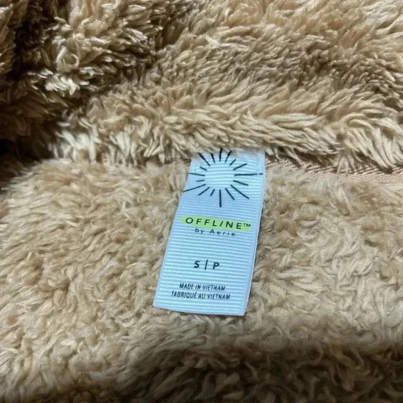 Offline By Aerie Fuzzy Soft Cropped Jacket Tan Brown Women's Size Small - Picture 5 of 11
